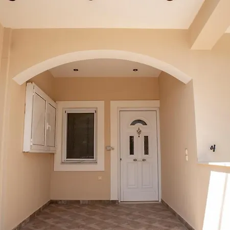 Mary's Luxury Elaia. Appartamento Elia (Laconia)