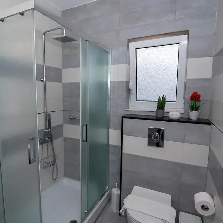 Mary's Luxury Elaia 1 Apartment *