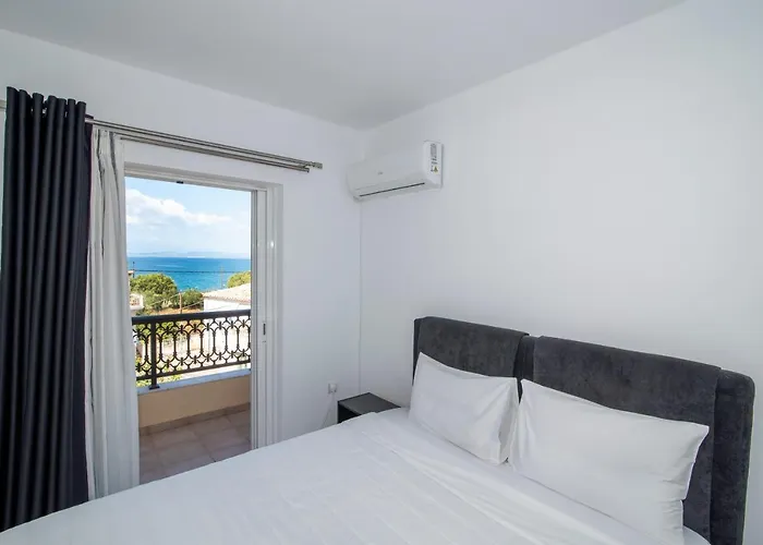 Mary's Luxury Elaia 1 Apartment *