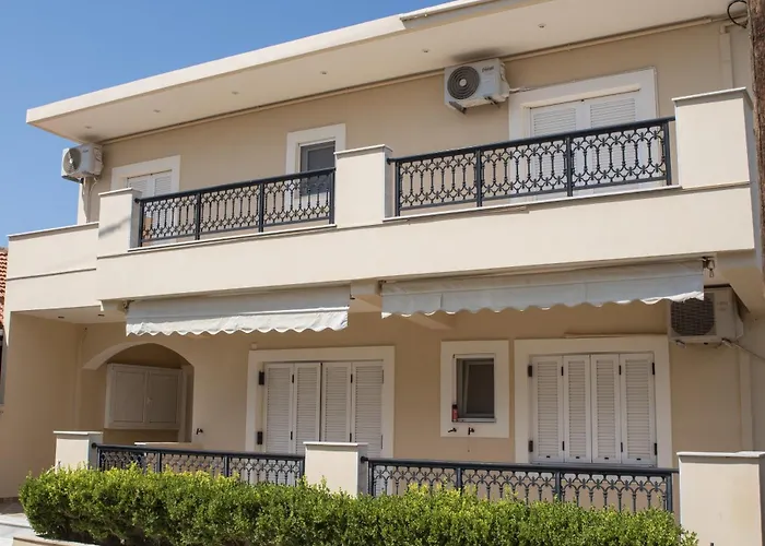 Apartamento Mary's Luxury Elaia 1 *