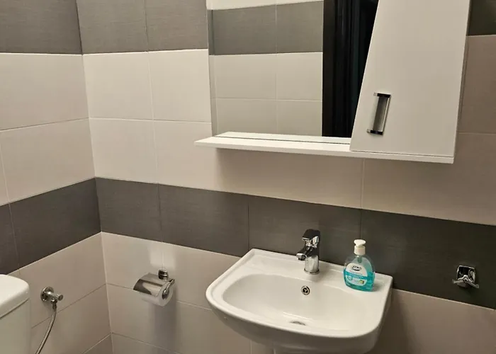 Mary's Luxury Elaia 1 *